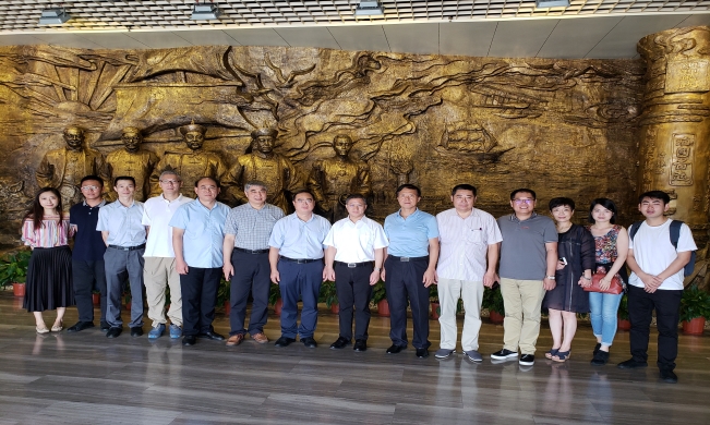 北冰院長(zhǎng)受邀赴福建開(kāi)展“關(guān)于實(shí)施動(dòng)力變革，促進(jìn)我省高質(zhì)量發(fā)展的建議”重點(diǎn)課題調(diào)研